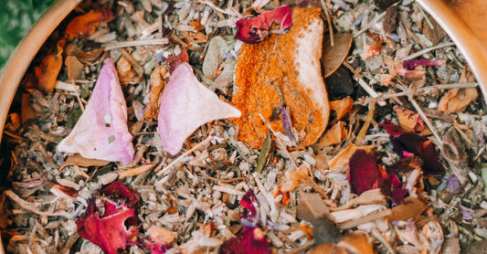 The Secret to a Year-Round Fresh Home: The Power of Seasonal Potpourri Blends