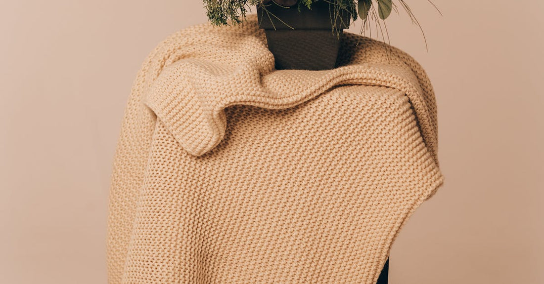 How Seasonal Scents Can Transform Your Home's Atmosphere Throughout the Year