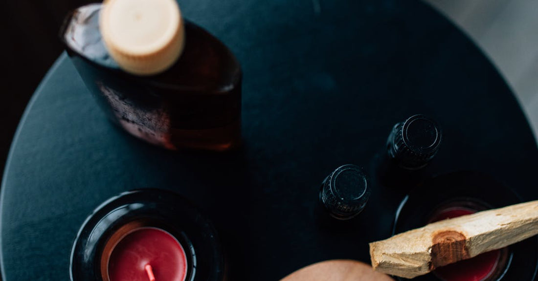 5 Essential Oils for DIY Candles to Achieve a Clean, Crisp Home Scent