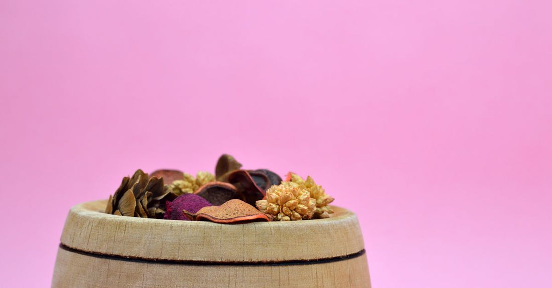 Vanilla Bean Wax Melts, Room Sprays, and Potpourri: How to Use Vanilla Without Making a Room Feel Heavy
